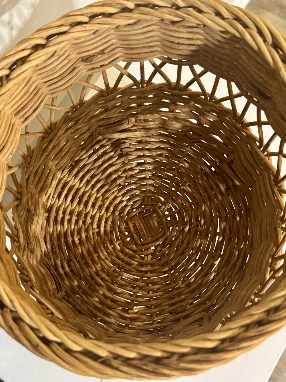 Woven Rattan Round Planter with Legs - Natural Tan